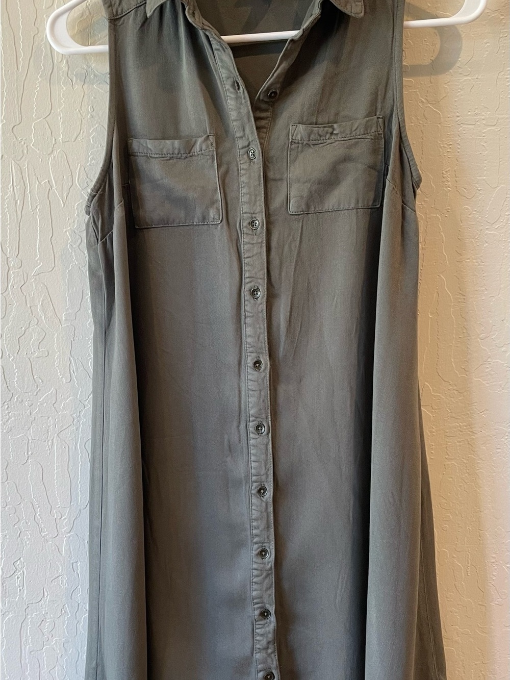 Mossimo Supply Co. Olive Green Sleeveless Button-Front Tunic